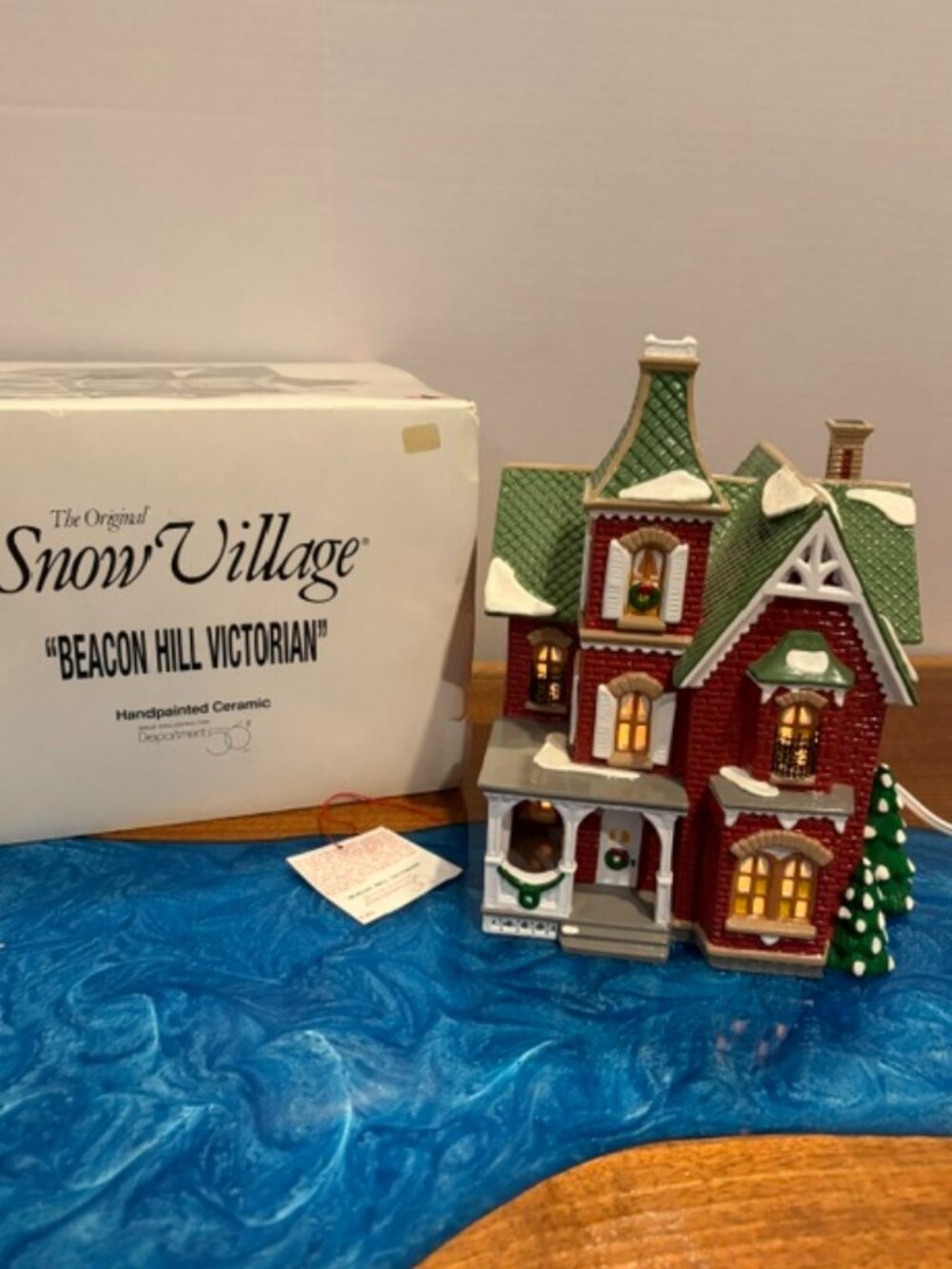 Dept 56 Original Snow Village Beacon Hill Victorian #54857 with Box